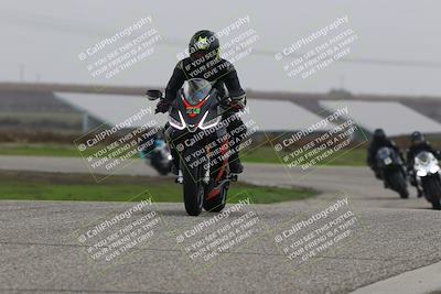 media/Nov-29-2025-TrackDaz (Sat) [[10ae2d9bce]]/C Group/Session 4 (Wheelie Bump)/